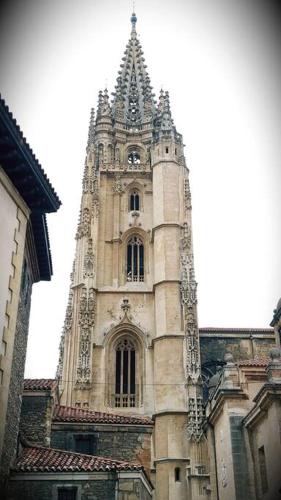  Mira tú casa en Oviedo (BK) in Oviedo