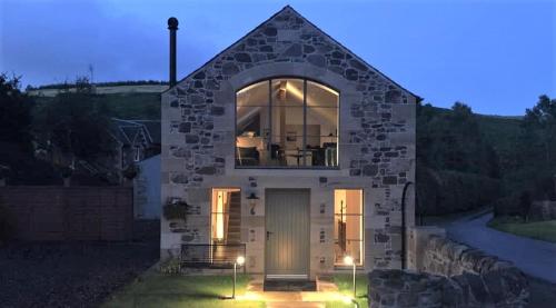 Woodmill Arches - Designer Barn Conversion for Two in Newburgh