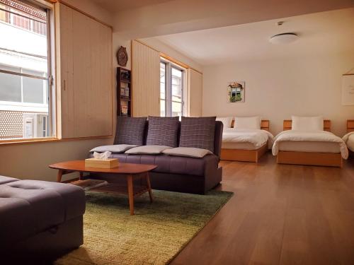 Rooms, Tokyo (photo 8)