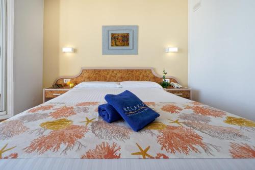 Beverly Park - image 2