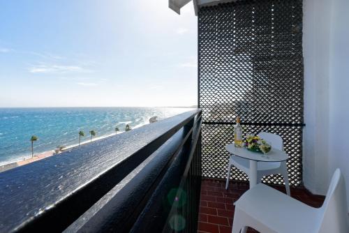 Beverly Park - image 10