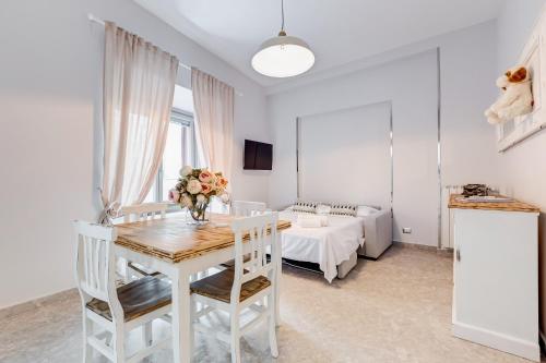 TREVI FOUNTAIN - SHABBY - RomeDreamHome, Roma (foto 9)