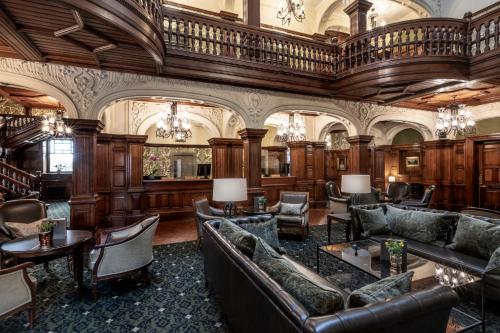 Bar/lounge, Woodlands Park Hotel in Greater London South West