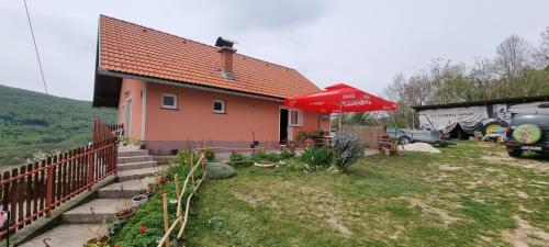 Viesnīcas āriene, Kod Slaveka in Kostanjevac