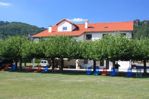 Le VAL du CANTAL Hotel de charme Yolet