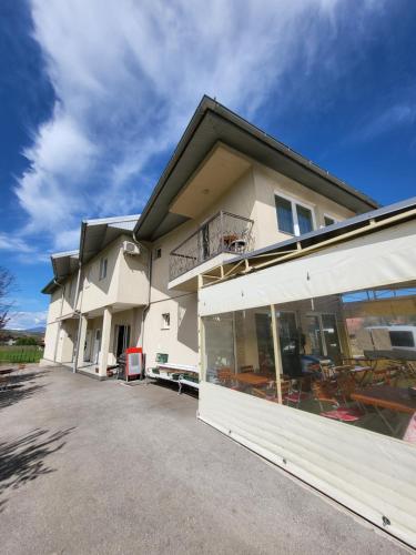 Nihad B&B, Visoko