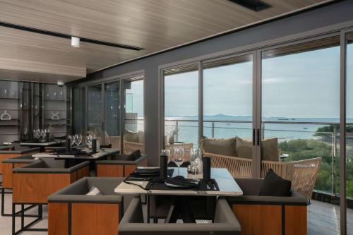 مطعم, Bayphere Hotel Pattaya JC in نا جومتيين