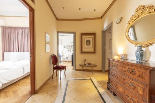 Ideal 4 bdr Apartment in Plaka for 10!, Athens (photo 4)