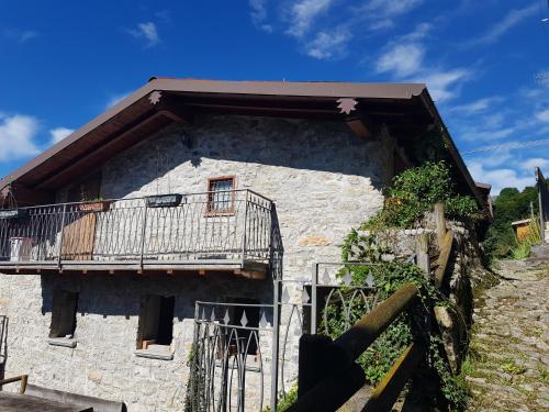 . CASA VAL DEL RISO