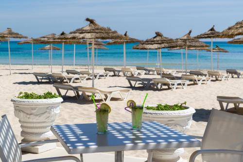 Паб/Коктейль-бар, Tour Khalef in Сусс