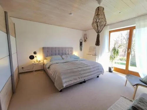 Ferienwohnung Schäfer mit direktem Zugang zum Garten in Windberg, Deutschland