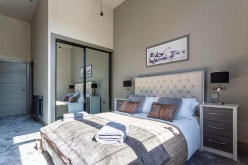 Luxury Manhattan loft-style apartment near Edinburgh city centre