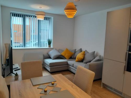 1 Bedroom Jewellery Quarter Apartment, Birmingham (zdjęcie 9)
