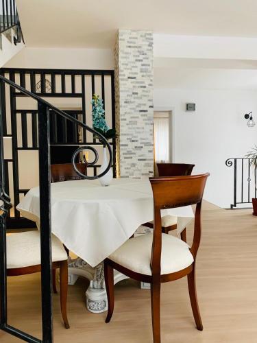 Valea Putnei Residence- Rooms for rent in Valea Putnei