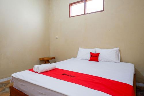 RedDoorz near Yogyakarta International Airport