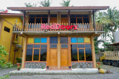 RedDoorz near Yogyakarta International Airport