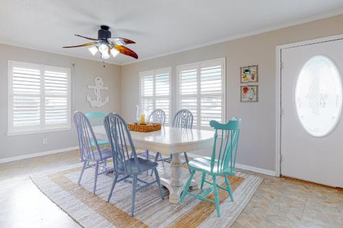 Bayside Bliss in Crystal Beach, USA