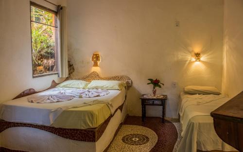 1 double bed, 1 twin bed