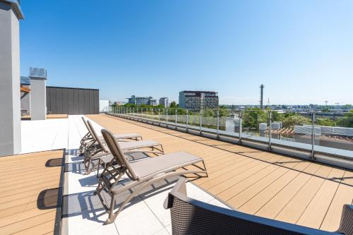 Apartament Lux Tukan A315 Nadmorskie Tarasy - Holiday City - image 3