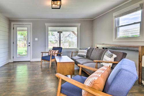 Amenity-Packed Nebo Oasis with Deck and Mtn Views in Nebo, USA