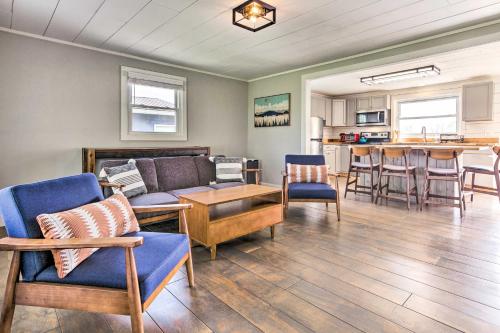 Amenity-Packed Nebo Oasis with Deck and Mtn Views in Nebo, USA