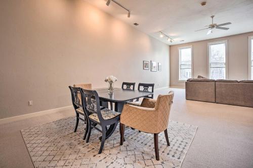 Charming Dtwn Holland Escape Above Crust 54! in Holland, USA