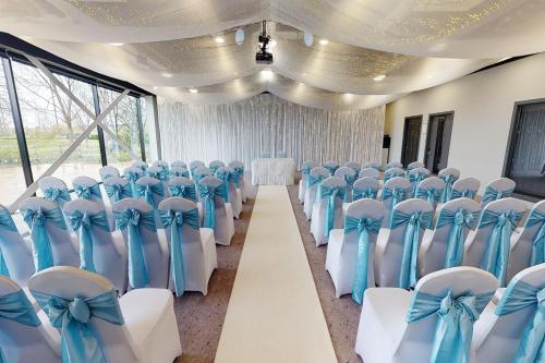 Village Hotel Portsmouth - image 6