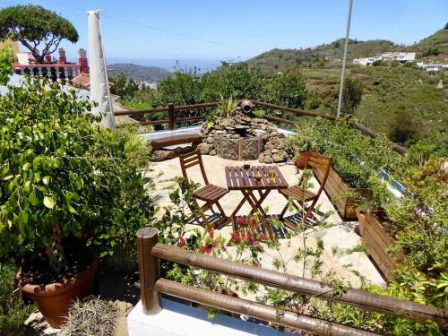  Countryside cottage with en-suite bathrooms, Teror in 35330 Teror