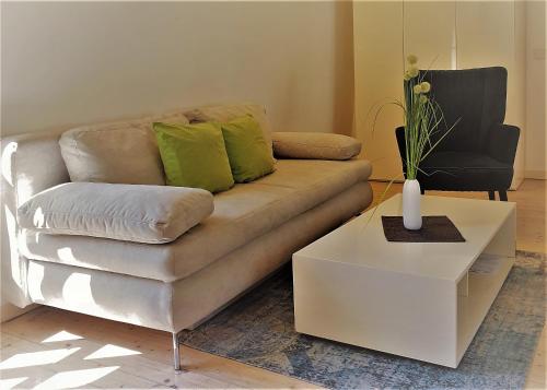 Garden Residence Prague Castle - image 10