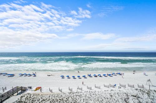 Islander Beach Resort by Panhandle Getaways - image 8