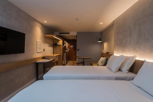 1 queen bed
