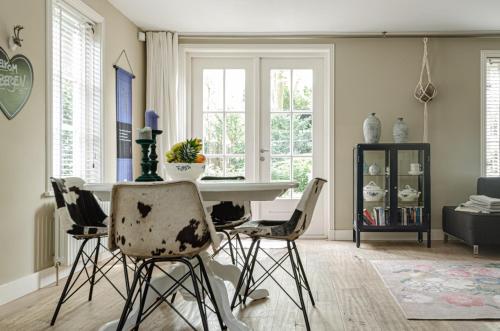 Létesítmények, Minime in Van Reenen