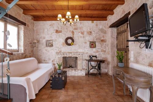 Strofilia Authentic Villas