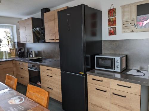 virtuve, Schöne gemütliche Ferienwohnung (Schone gemutliche Ferienwohnung) in Eggebek