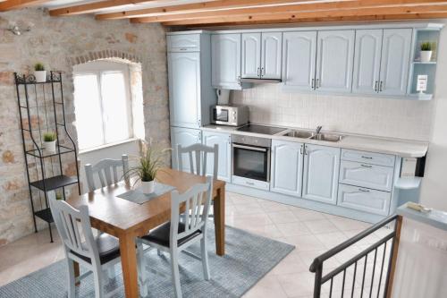  Apartments Casa Flores in Rovinj