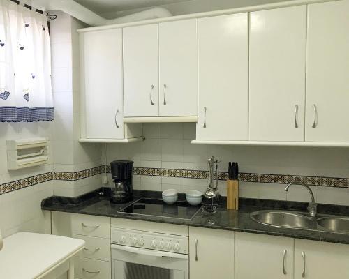 Precioso dúplex céntrico con terraza de 25 m², Ronda (fotografie 10)