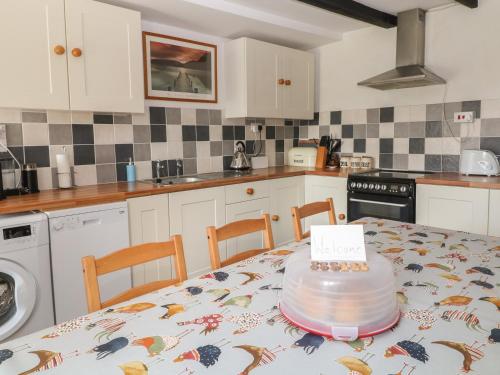 Blackadon Farm Cottage - image 8