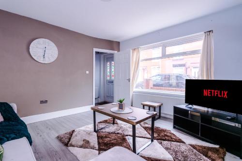 ✪ LEISURE/BUSINESS ✪ 3 Bed House /W Parking ✪ WiFi in Northern Quarter