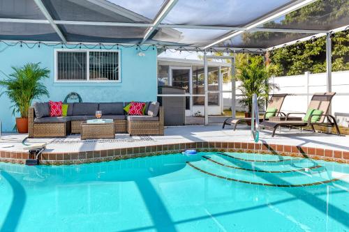 Exterior view, #9 Newly remodeled 5 bedroom house with large heated pool near Anna Maria Island in Palmetto