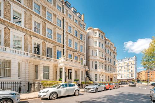Ashburn Court Apartments, South Kensington