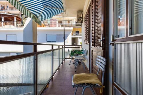 ระเบียง/ชานเรือน, Apartments by the sea Sumpetar, Omis - 9435 in ดูกิ รัต