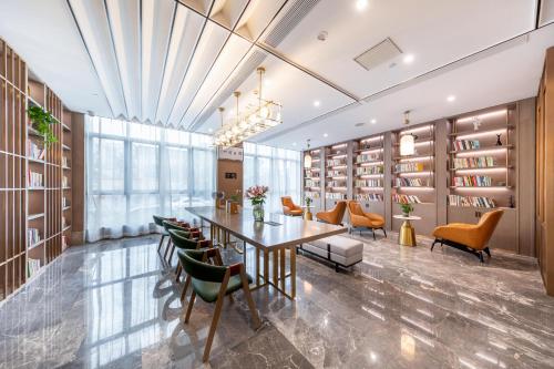 . Atour Hotel Huzhou Nanxun Ancient Town