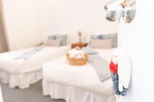 Oon Poshtel Room Type - Standard Twin Room