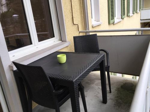 2 Zimmer mit Balkon, zentrale ruhige Lage