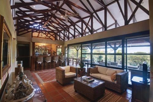 Unique Architecture, 3 Pools and Wi-Fi Unique Architecture, 3 Pools and Wi-Fi