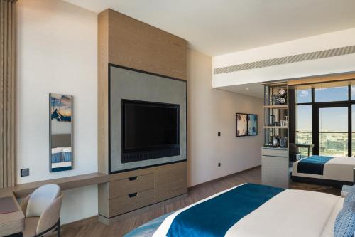 room detail thumbnail 1