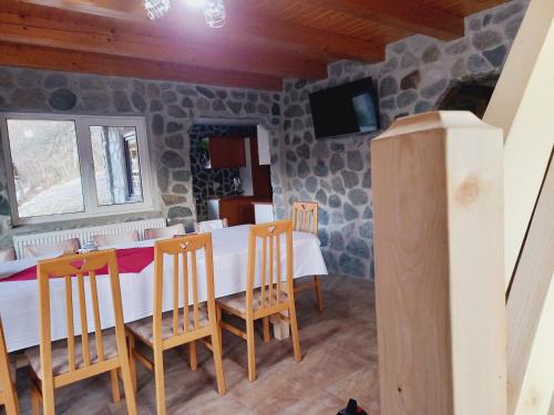 Iekārtas, Cabana Belvedere Dragoslavele in Valea Hotaruluja