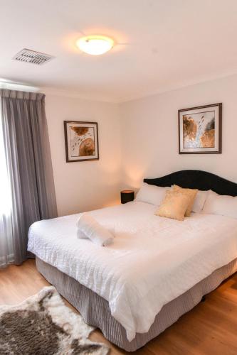 Ganesha Wellness Spa – Perth, IL