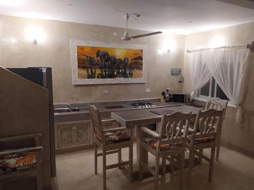 virtuve, Garoda House Turtle Bay [ Jacuzzi ☆☆☆☆☆ ] Kilifi in Watamu