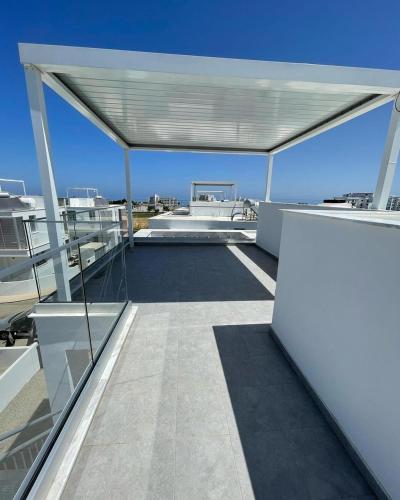 Luxury 2-floor Villa with Private Swimming Pool Luxury 2-floor Villa with Private Swimming Pool